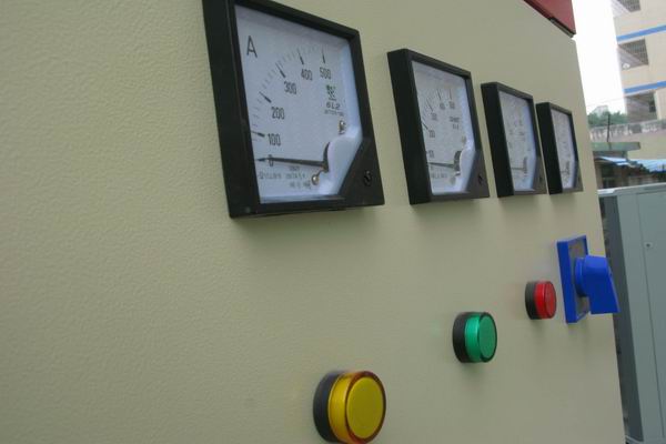 路南配电柜-3683讲讲配电柜注意事项